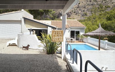 Preciosa i acogedora villa con apartamento de invitados.